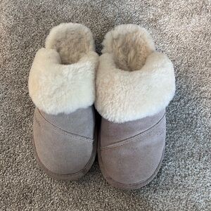 Nuk Nuk Shearling Lined Slippers